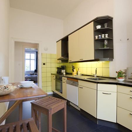 Elegante Altbauwohnung Berlin Exterior foto